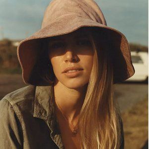 Anthropologie - Jenelle Sueded Bucket Hat